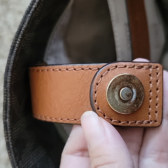 Michael Kors Handbag & Wallet - Picture 10 of 14